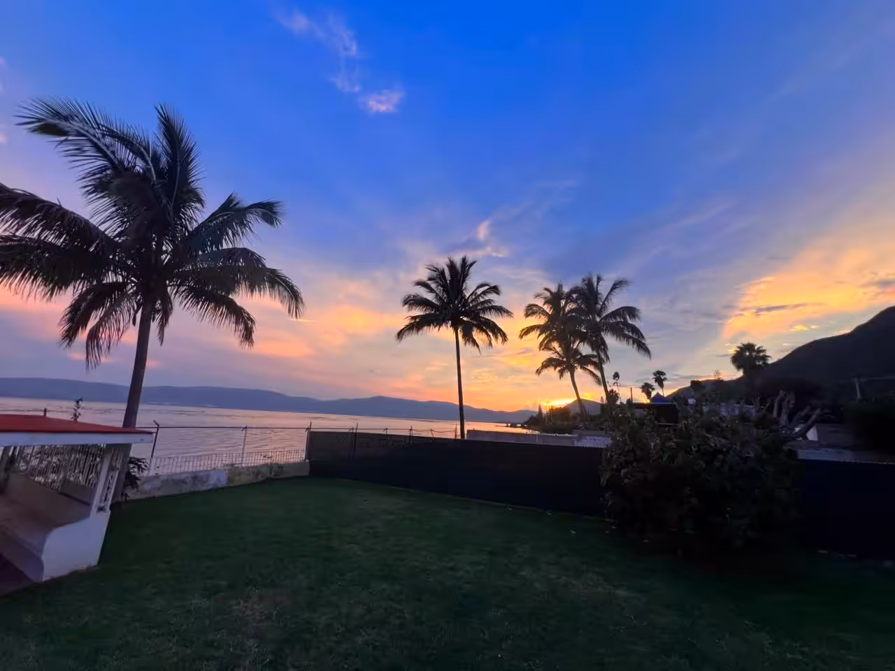 Sunset in assisted living in ajijic